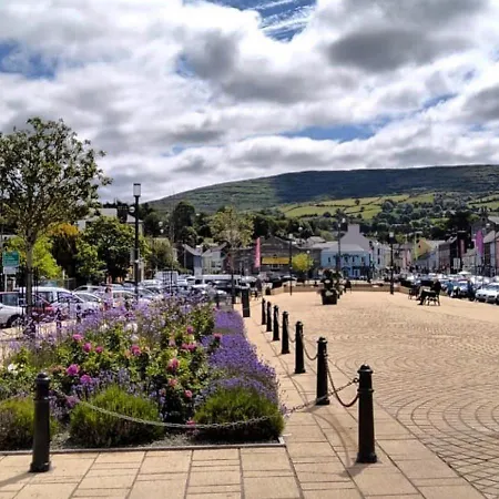 6 New Street Selfcatering 3 Apartment Bantry